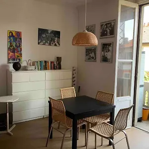 https://appartamento-splendido-con-tutti-servizi-in-zona-navigli.it-lombardy.com